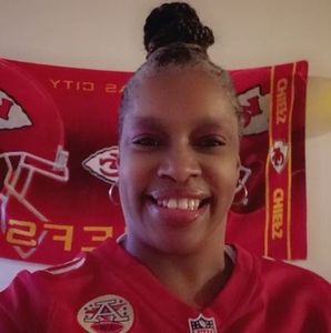 Meet your Posher, Robin